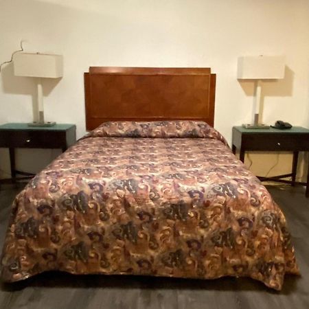 Golden Kent Motel Luaran gambar