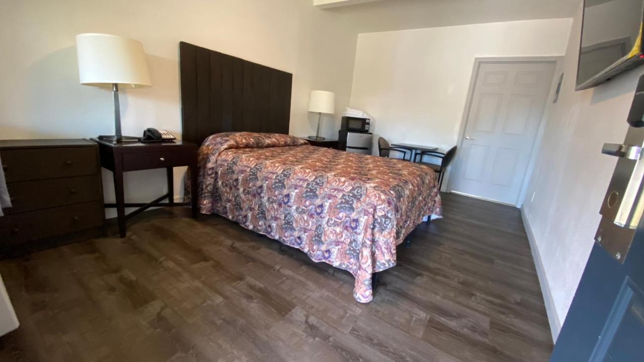 Golden Kent Motel Luaran gambar