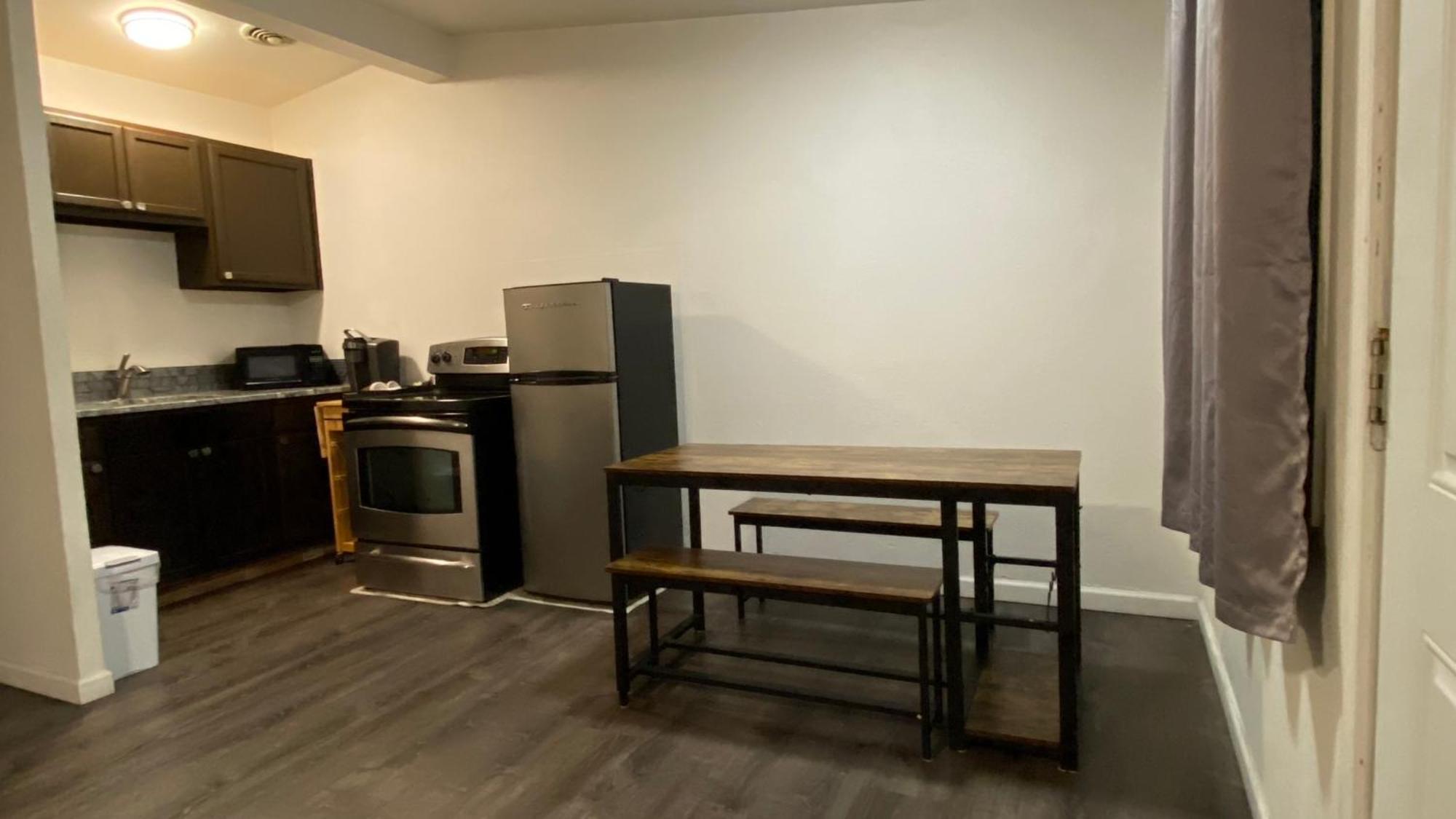 Golden Kent Motel Luaran gambar